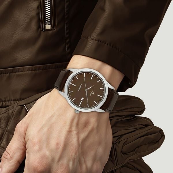 Titan 1584SL04 Men’s Quartz Analog Watch with Brown Dial & Brown Genuine Leather Strap