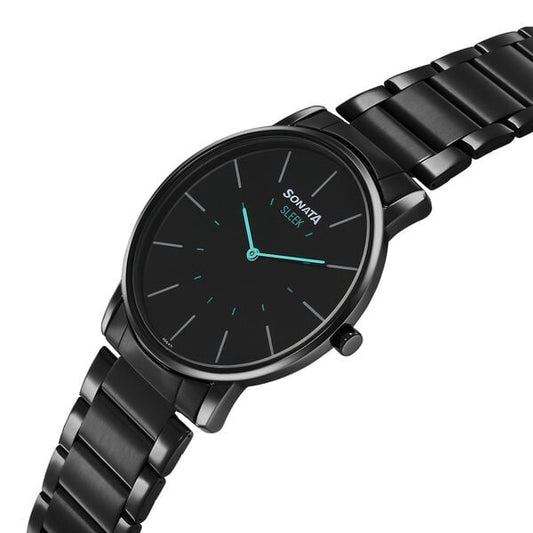 Sonata 7152NM01 black stainless steel strap close-up