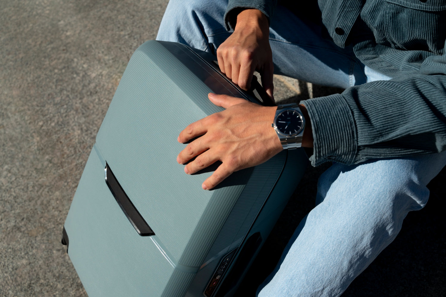 Best Watches for Office & Casual Wear: Complete Style Guide