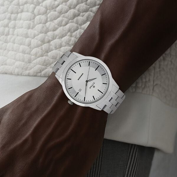 Titan 1584SM03 White Dial Silver Stainless Steel Men’s Analog Watch