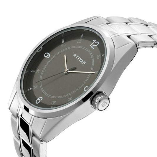 Titan 1729SM03 Men’s Quartz Analog Black Dial Stainless Steel Strap Watch