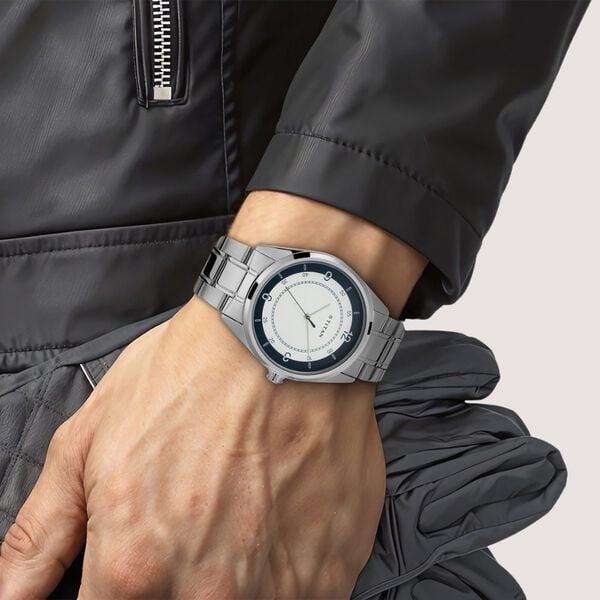 Titan 1729SM04 Quartz Analog White Dial Stainless Steel Strap Men Watch