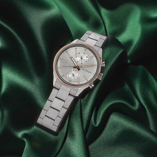 Titan 1733KM02 Silver Dial Stainless Steel Men’s Watch | Quartz Multifunction | Elegant Analog Wrist Watch