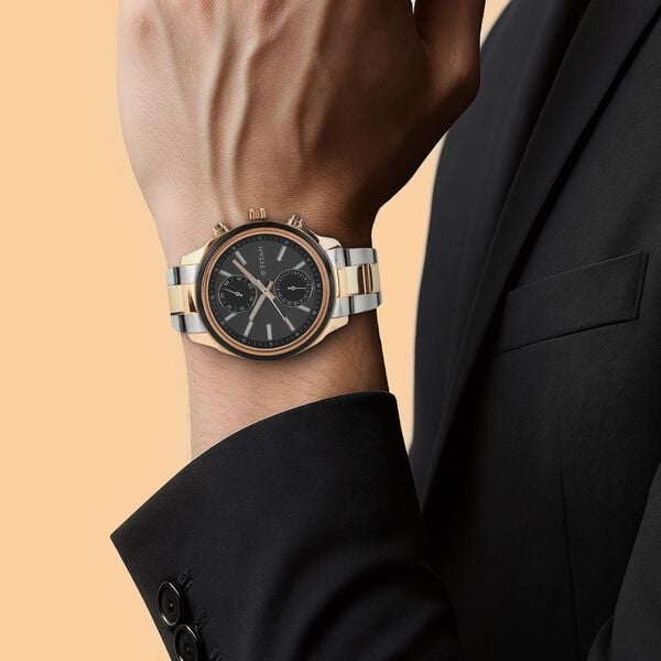 Titan 1733KM03 Men’s Analog Watch Two-Tone Stainless Steel Band Quartz Multifunction