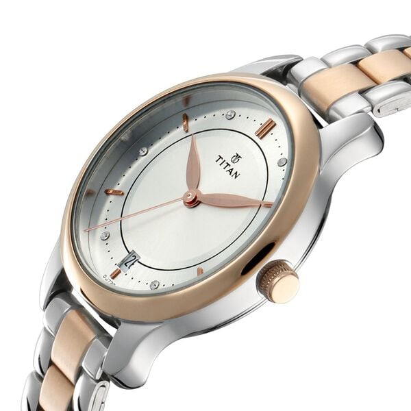 Titan NS17752481KM01P Bandhan Couple Quartz Analog Watch Set