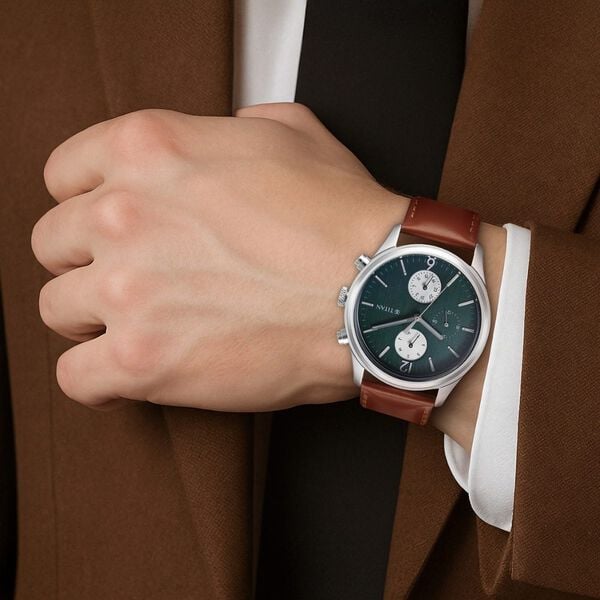 Titan 1805SL11 Men’s Quartz Analog Watch with Grey Dial and Leather Strap
