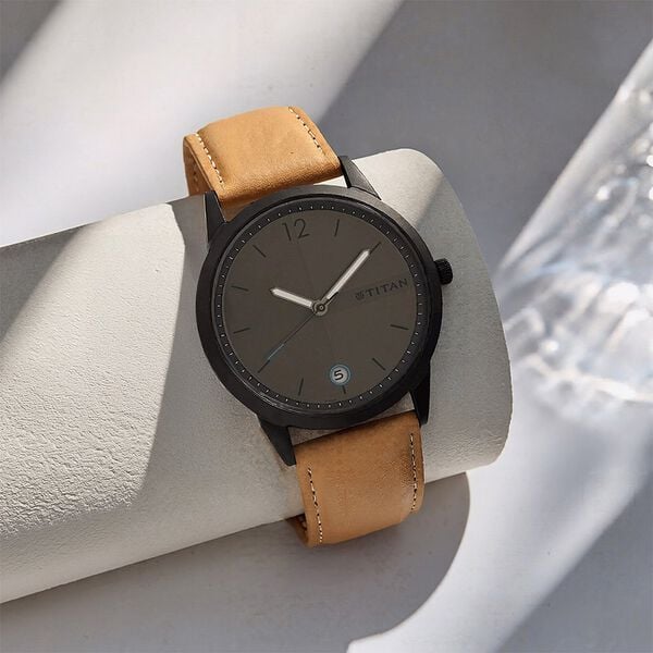 Titan NP1806NL01 Men’s Quartz Analog Anthracite Dial Leather Watch