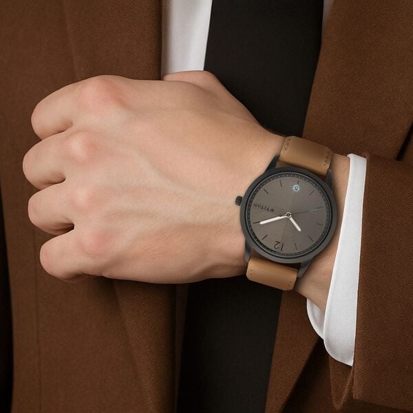 Titan NP1806NL01 Men’s Quartz Analog Anthracite Dial Leather Watch