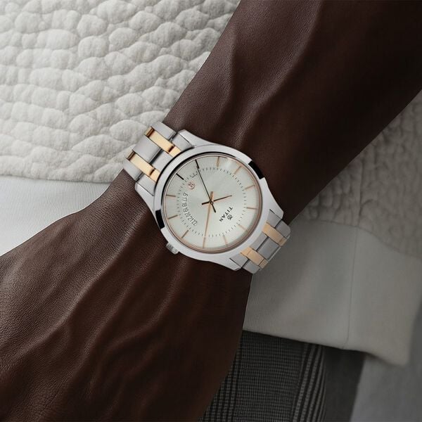 Titan 1823KM01 Men’s Quartz Analog Silver Dial Two‑Tone Stainless Steel Strap Watch