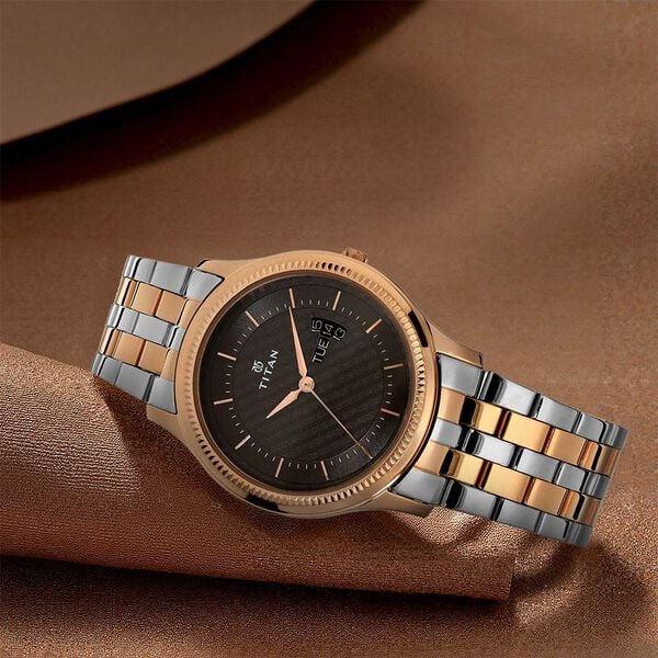 Titan 1824KM01 Brown Dial Analog Quartz Stainless Steel Men’s Watch – Two-Toned Band, Round Case, Day & Date Display