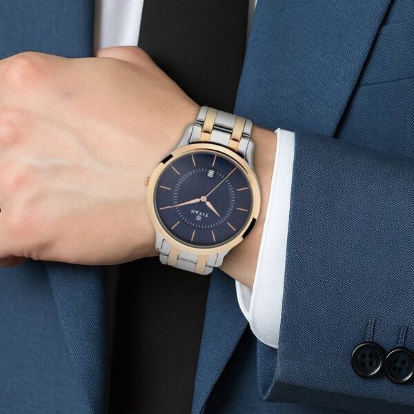 Titan 1825KM01 Men’s Analog Watch | Blue Dial & Stainless Steel Bracelet | Quartz Date Watch