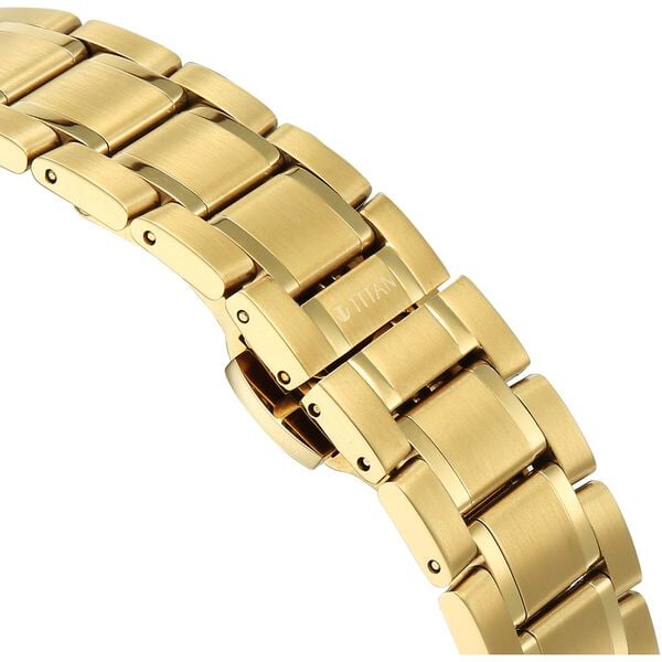 Titan 1843YM03 Champagne Dial Men's Gold Stainless Steel Analog Watch