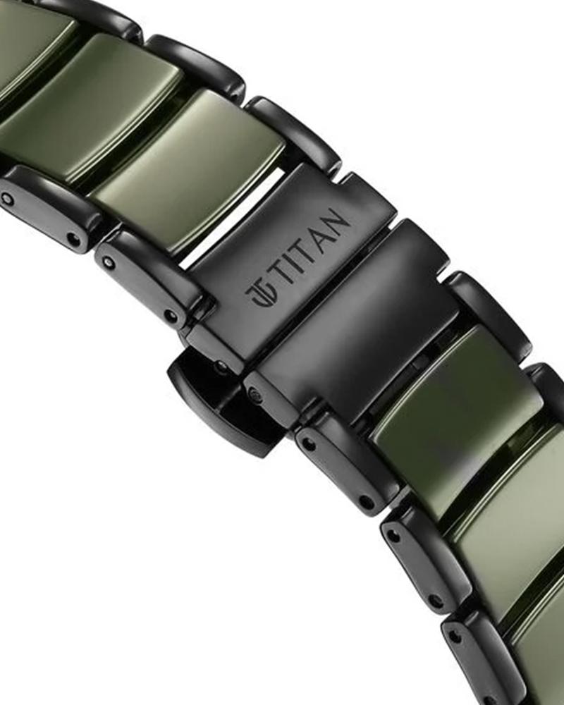 Titan 1878KD05 Edge Melange Ultra Slim Quartz Analog Green Dial Steel & Ceramic Men's Watch