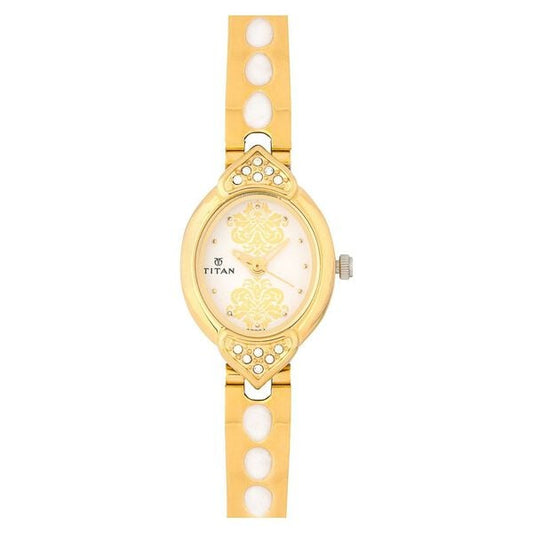 Titan 2468BM05 White Dial Analog Watch for Women – Gold & Silver Stainless Steel Strap, Quartz Movement