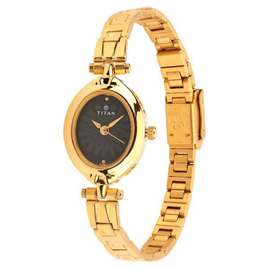 Titan 2538YM02 Karishma Women's Black Dial Analog Watch with Golden Stainless Steel Strap