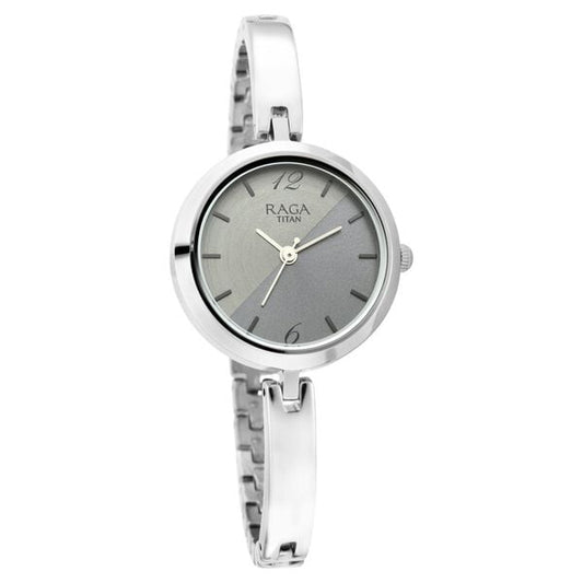 Titan 2606SM05 Women’s Silver-Dial Analog Watch with Stainless Steel Strap
