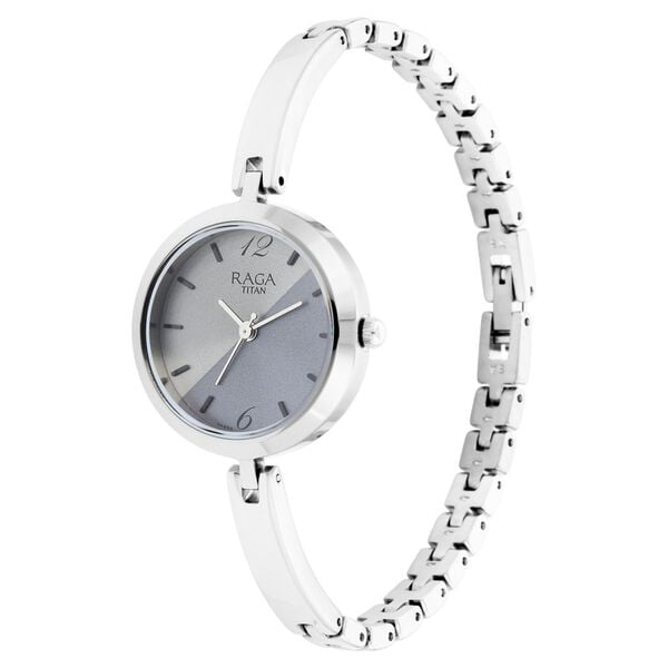 Titan 2606SM05 Women’s Silver-Dial Analog Watch with Stainless Steel Strap