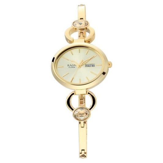 Titan 2621YM01 Analog Quartz Women’s Watch with Champagne Dial and Golden Metal Strap