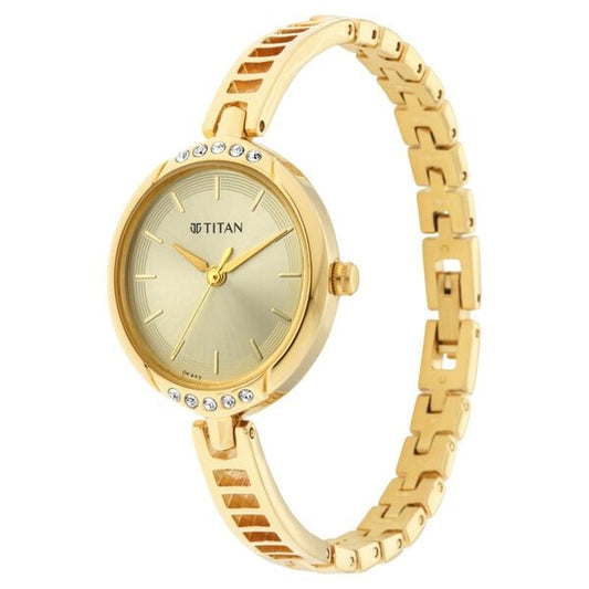 Titan 2637YM01 Silver Dial Analog Watch for Women – Golden Stainless Steel Bracelet, Quartz Movement
