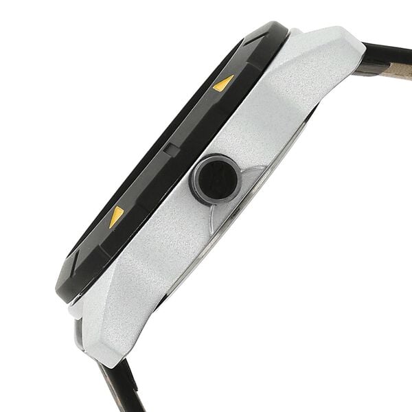 Fastrack 3015AL01 Analog Quartz Men Watch –  White Dial, Black Leather Strap, 50 m Water Resistance