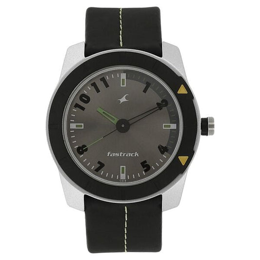 Fastrack 3015AL02 Analog Quartz Men Watch – Grey Dial, Black Plastic Strap, Casual Everyday Style