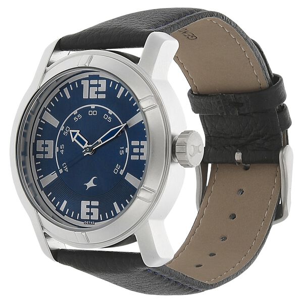 Fastrack 3021SL05 Men’s Quartz Blue Dial Analog Watch with Black Leather Strap