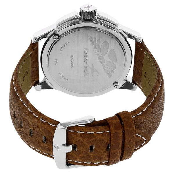 Fastrack 3075SL03 Quartz Analog Silver Dial Leather Strap Men’s Watch