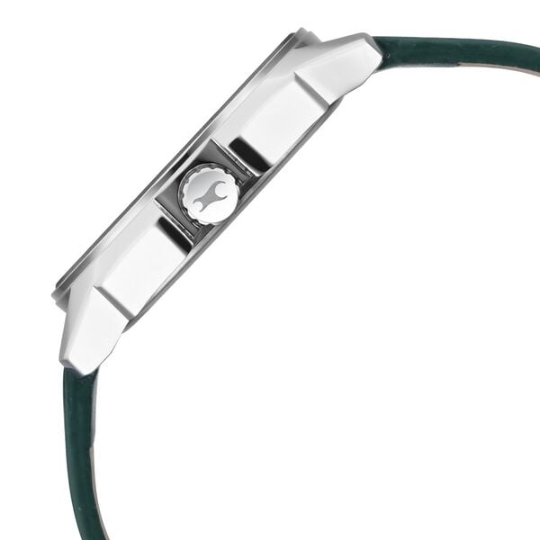 Fastrack 3089SL16 Analog Quartz Men Watch – Black Dial, Green Leather Strap, Casual Everyday Style