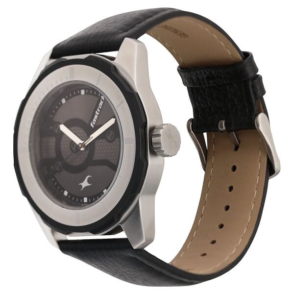 Fastrack 3099SL02 Quartz Analog Black Dial Leather Strap Men’s Watch