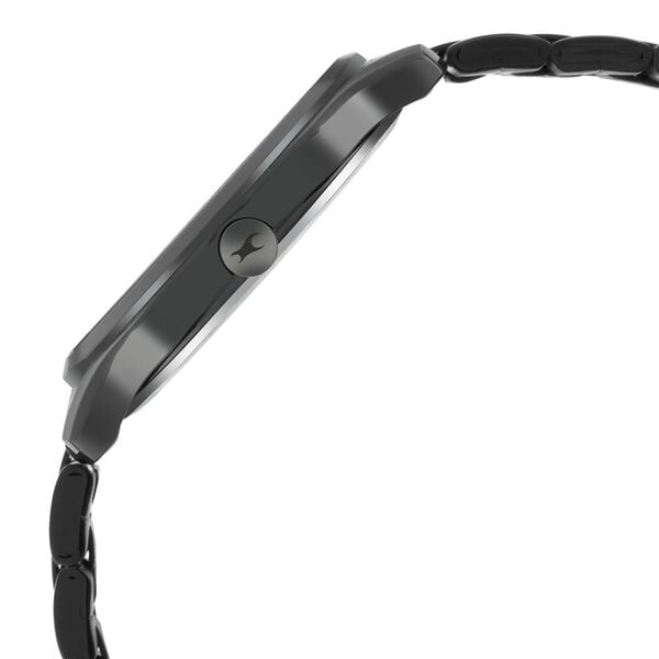 Fastrack 3255NM01 Quartz Analog Black Dial Metal Strap Men’s Watch