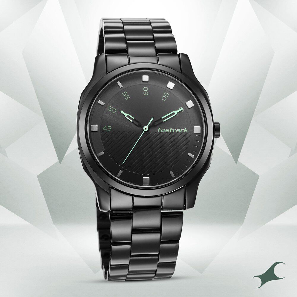 Fastrack 3255NM02 Quartz Analog Black Dial Stainless Steel Strap Watch for Men
