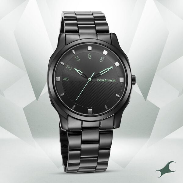 Fastrack 3255NM02 Quartz Analog Black Dial Stainless Steel Strap Men’s Watch