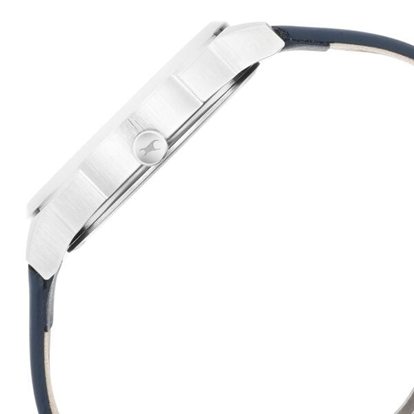 Fastrack 3273SL01 Quartz Analog White Dial Blue Leather Strap Men’s Watch