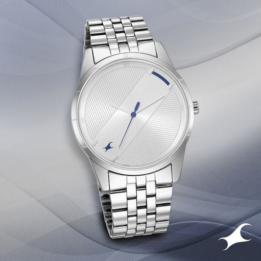 Fastrack 3277SM01 Stunners Quartz Analog Silver Dial Metal Strap Men’s Watch
