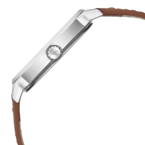 Fastrack 3278SL03 Analog Quartz Men Watch – Green Dial, Brown Leather Strap, Classic Casual Style