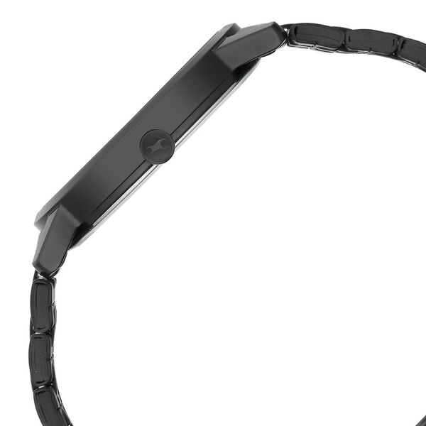 Fastrack Urban Camo NS3295NM01 Quartz Analog Black Dial Black Metal Strap Men’s Watch