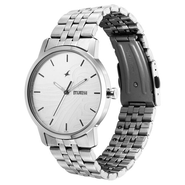 Fastrack 3295SM01 Quartz Analog White Dial Metal Strap Men’s Watch