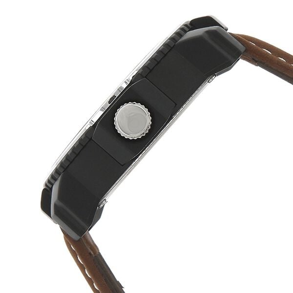 Fastrack NP38017PL02 side profile showing round case