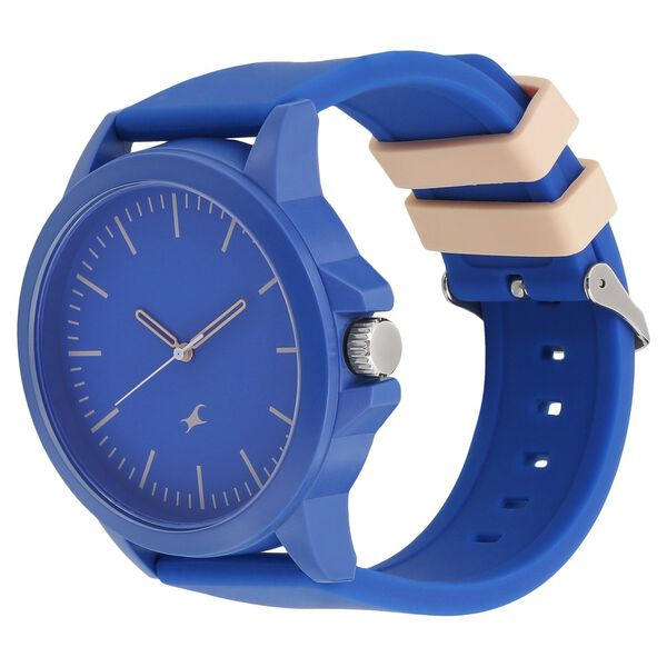Fastrack 38024PP27 blue silicone strap close-up