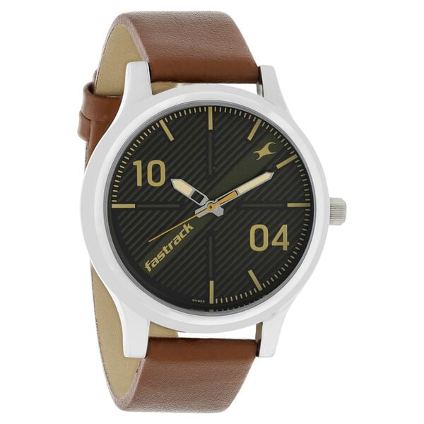 Fastrack 38051SL02 Quartz Analog Black Dial Leather Strap Men’s Watch