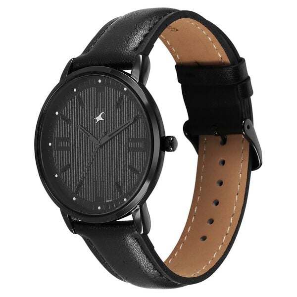 Fastrack 38159NL01 Quartz Analog Black Dial Leather Strap Men’s Watch