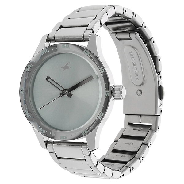 Fastrack 6078SM03 Analog Quartz Men Watch – Silver Dial, Silver Stainless Steel Strap