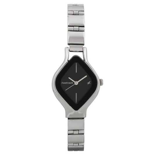 Fastrack NR6109SM02 women’s watch front view black dial