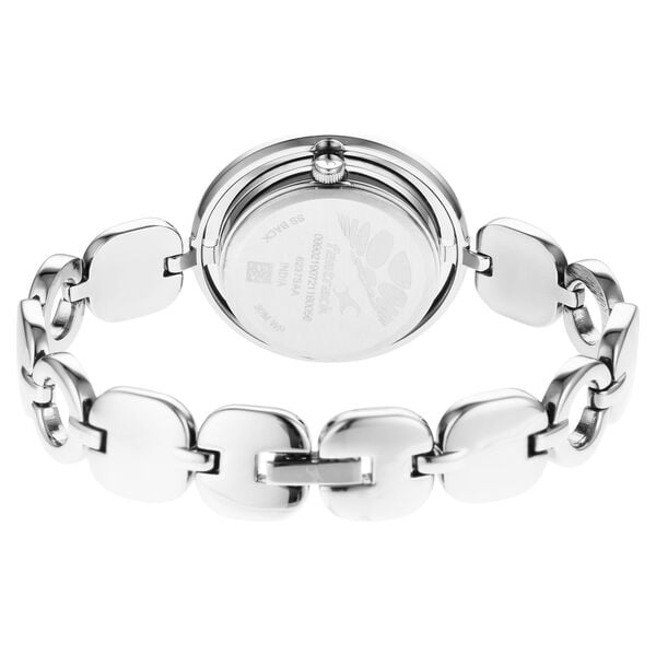 Fastrack 6237SM01 Quartz Analog Silver Dial Metal Strap Women’s Watch