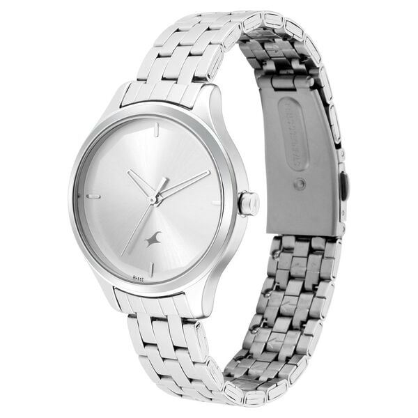 Fastrack 6248SM01 Analog Quartz Women Watch – Silver Dial, Silver Stainless Steel Strap, Casual Everyday Style