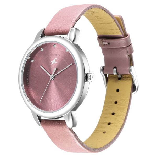 Fastrack 6282SL02 Quartz Analog Purple Dial Leather Strap Women’s Watch