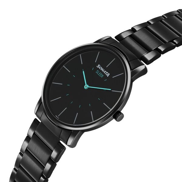 Sonata 7152NM01 black stainless steel strap close-up