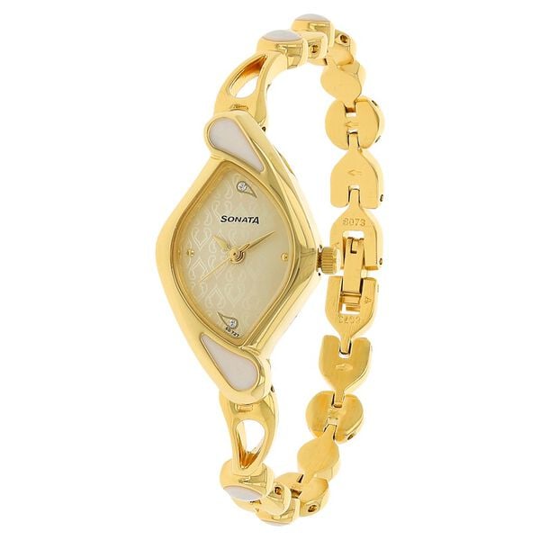 Sonata NT8073YM01 gold stainless steel bracelet close-up