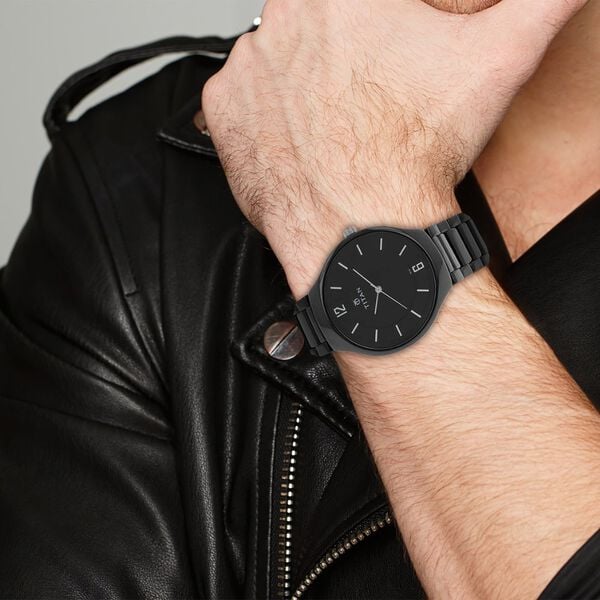 Titan 90014KC02 Men Black Dial Ceramic Strap Quartz Watch