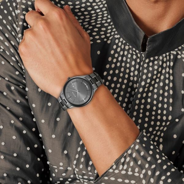 Titan– 2651NM02 Workwear/Svelte Multifunction Analog Women’s Watch with Black Dial & Black Metal Strap